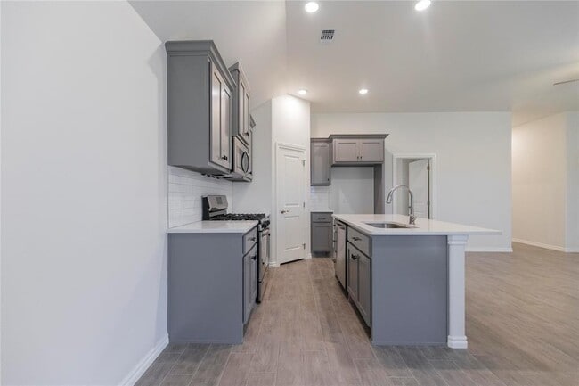 Building Photo - 1816 Zayden Ln