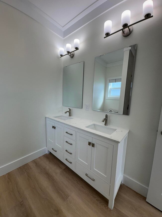 Building Photo - 27355 Guadaloupe Ln