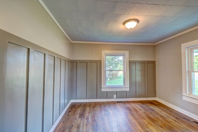 Building Photo - 1286 Fallston Rd