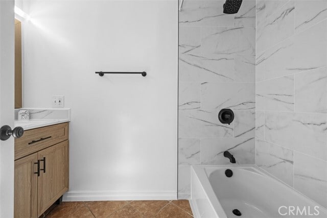 Building Photo - 219 S Meadow Rd