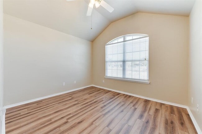 Building Photo - 14101 Saw Mill Rd