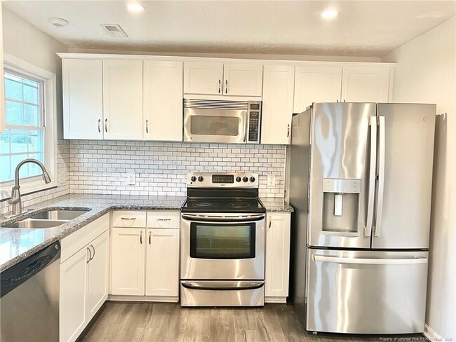 Building Photo - 965 Kaywood Dr