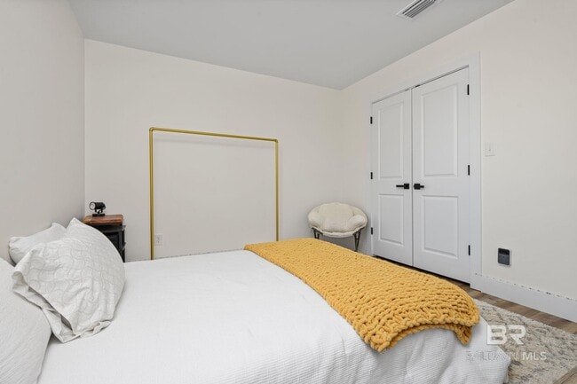 Building Photo - 350 Allison Ct