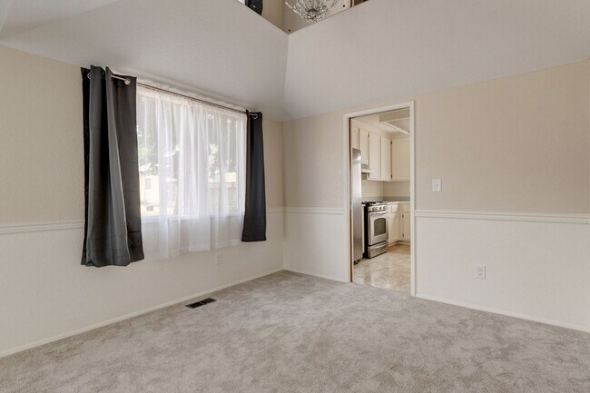 Building Photo - Updated Oak Harbor Home in Ridgehaven