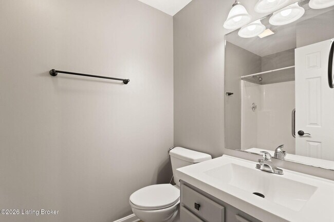 Building Photo - 609 Fenley Ave