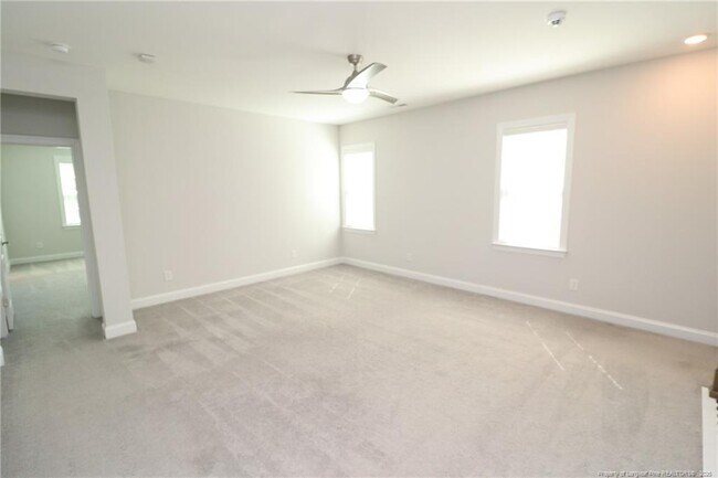 Building Photo - 2936 Baronial St