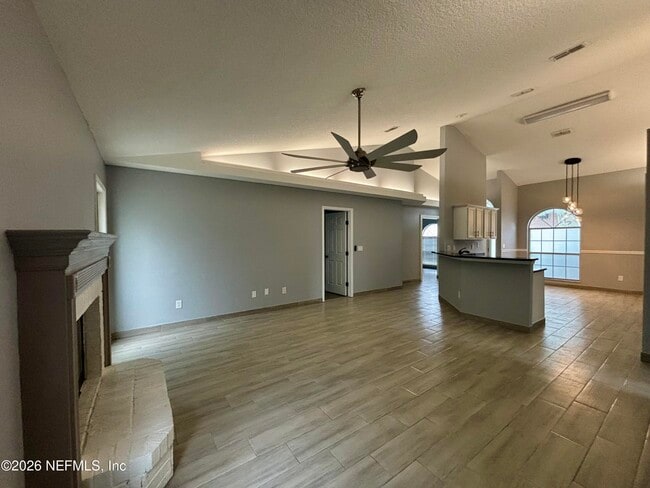 Building Photo - 3018 Hickory Glen Dr