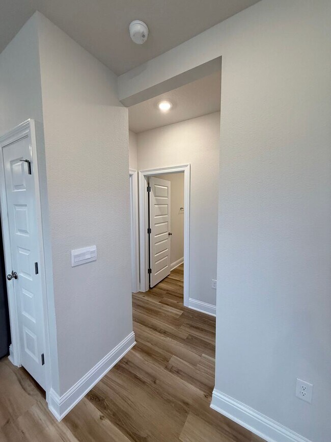 Building Photo - 28073 Hallow Trl