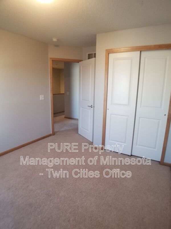 Building Photo - 5092 French Dr N