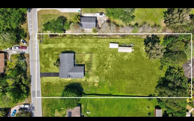 Building Photo - 6160 SW 188th Ave