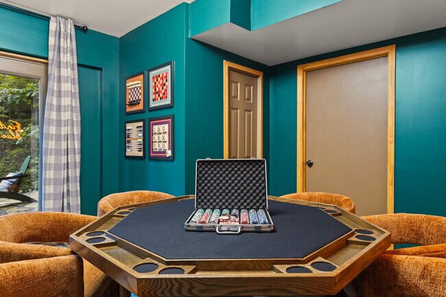 Building Photo - 22 Green Mountain Ct