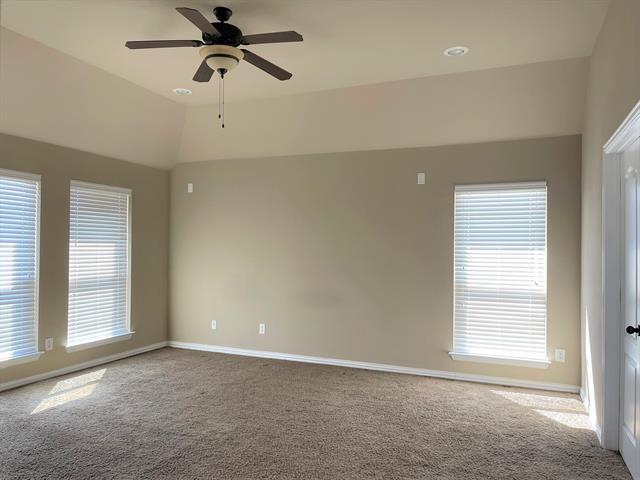 Building Photo - 228 Carrington Ln