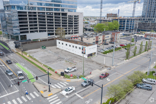 Building Photo - Pullman at Gulch Union