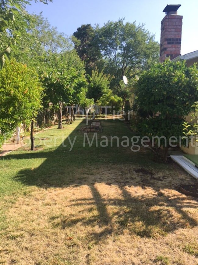 Building Photo - Very nice 3 Bd/2 Ba, 1388 sf single-family house in Concord available Now for Lease!