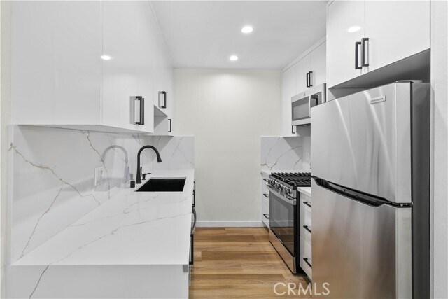 Building Photo - 409 Burchett St