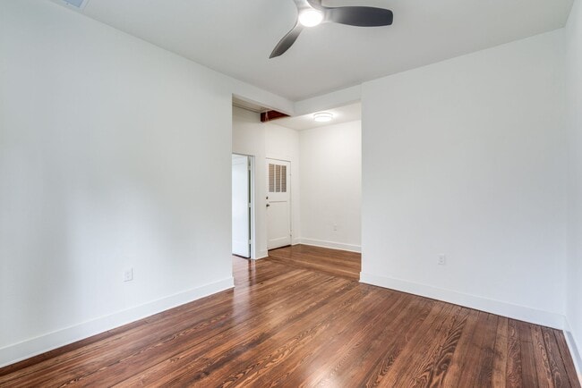 Building Photo - 210-M (ERL)