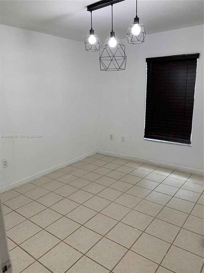 Building Photo - 4805 SW 163rd Pl