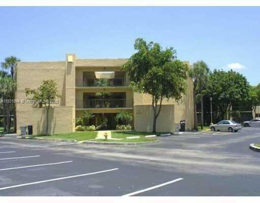 Building Photo - 8005 SW 107th Ave