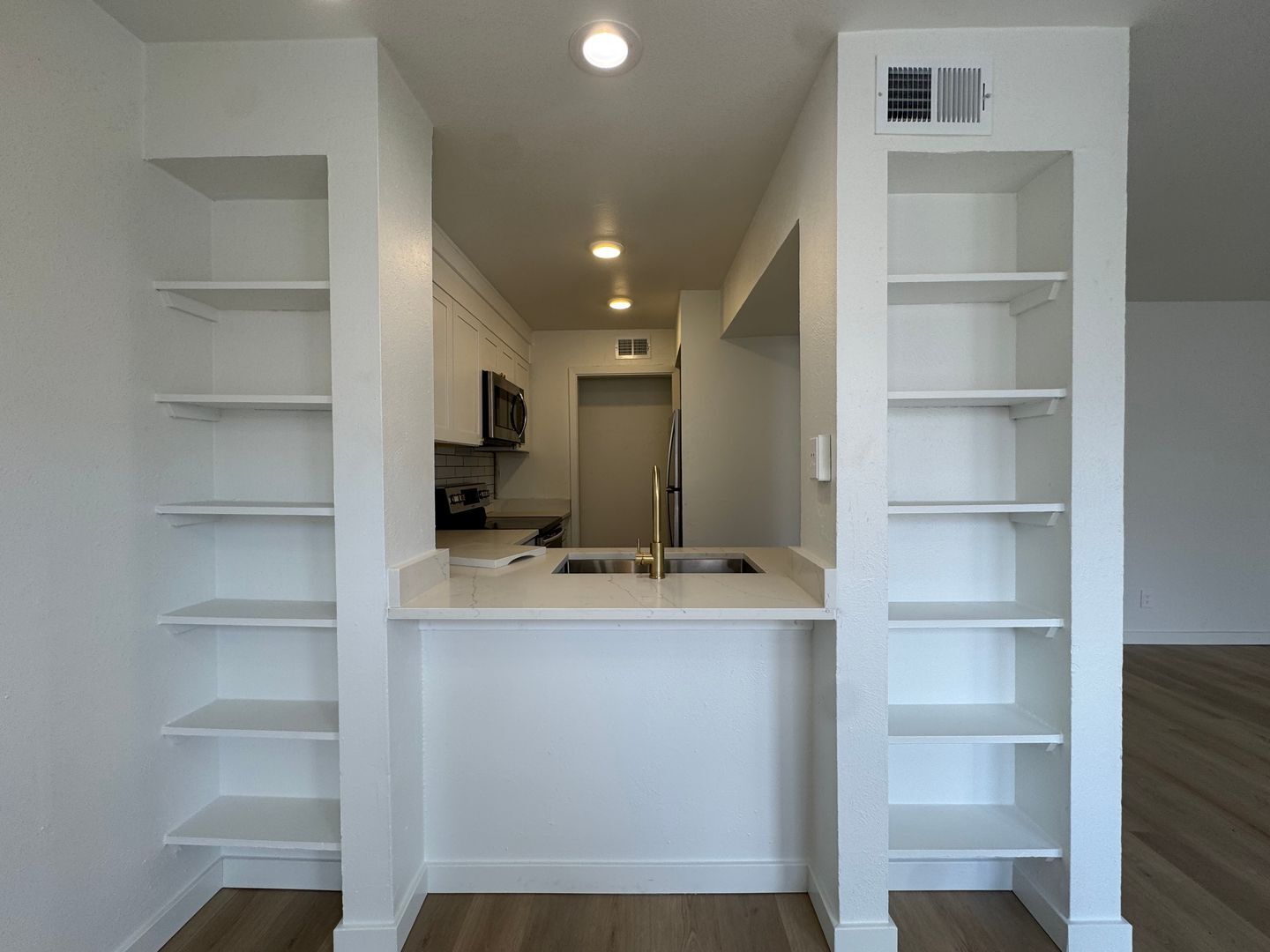 Building Photo - 5510 Boca Raton Blvd