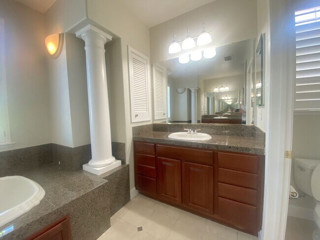 Building Photo - AVAILABLE BY 1/1/26 - ELEGANT AND SPACIOUS 4 BED, 4 BATH 2 STORY HOME WITH VIEWS OF EL DORADO HILLS