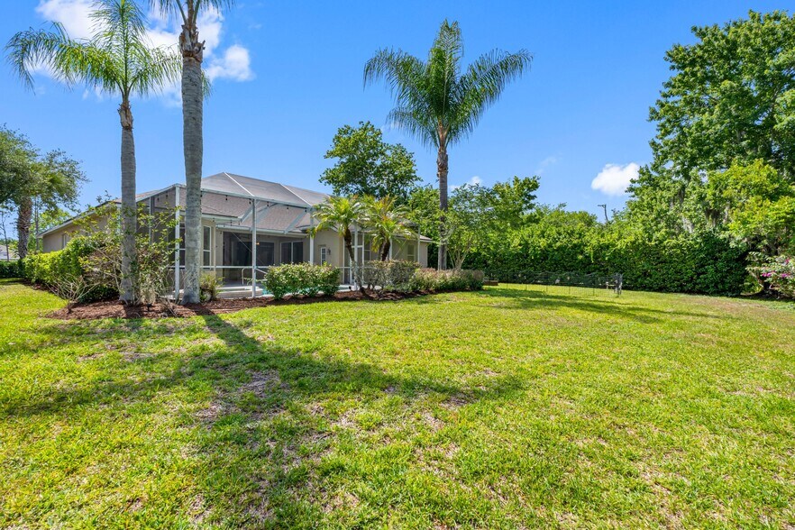 Building Photo - 21107 Bircholm Ct