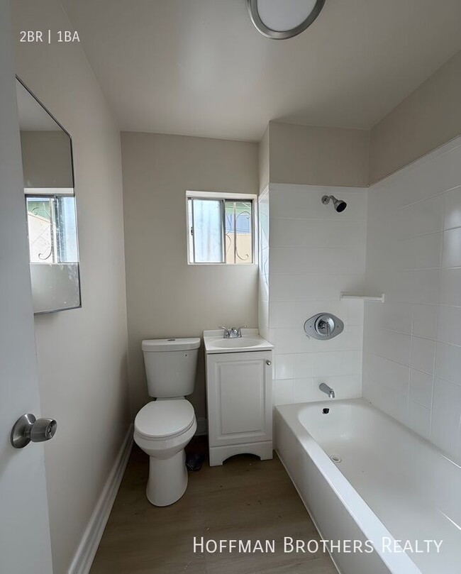 Building Photo - 4910 E Hubbard St