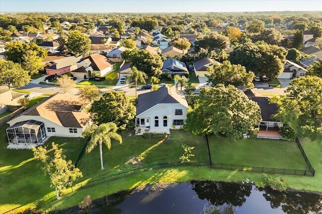 Building Photo - 226 Brightview Dr