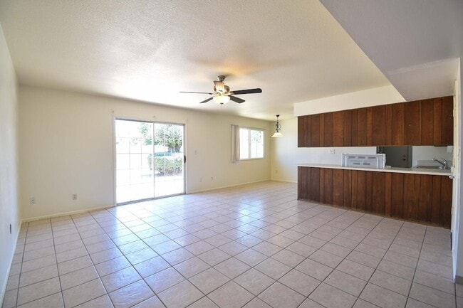 Building Photo - 6819 N 64th Ave