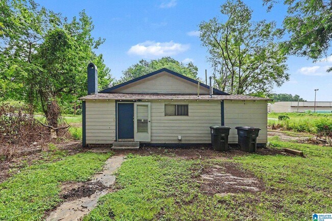 Building Photo - 220 Avenue Z