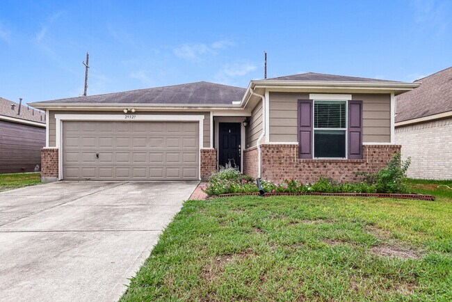 Building Photo - 29327 Legends Green Dr
