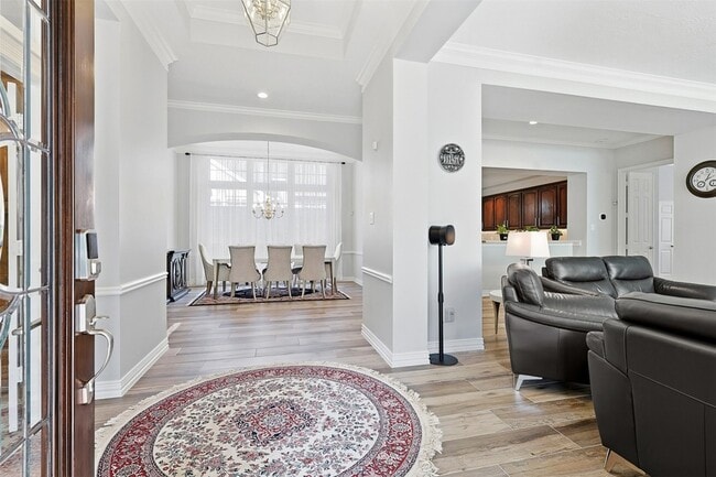 Building Photo - 1527 Orchard Park Dr