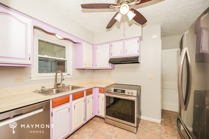 Building Photo - 589 Eastland Ave