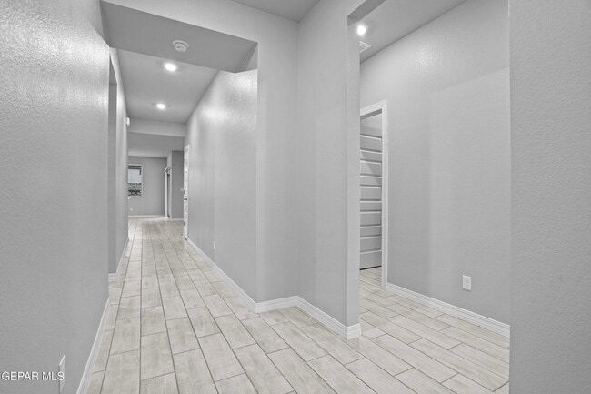 Building Photo - 11133 Blazing Star Pl