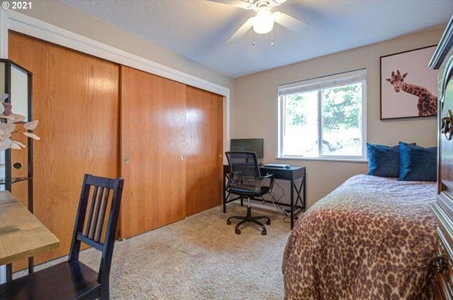 Building Photo - 14096 S Jacobs Way