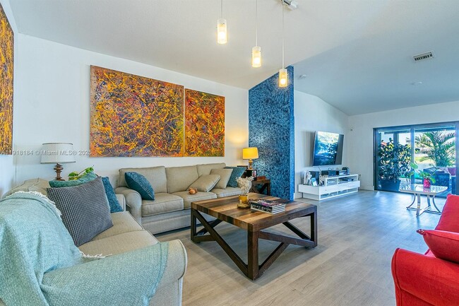 Building Photo - 12101 SW 135th Terrace