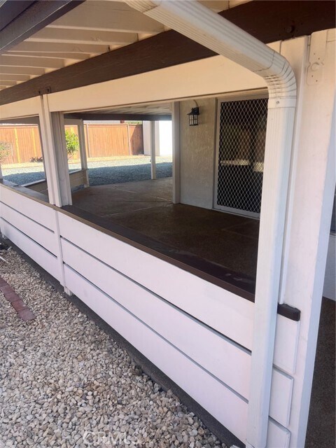 Building Photo - 26328 Columbus Dr