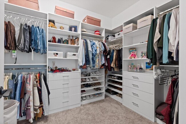 Building Photo - 7142 Tailgate Lp