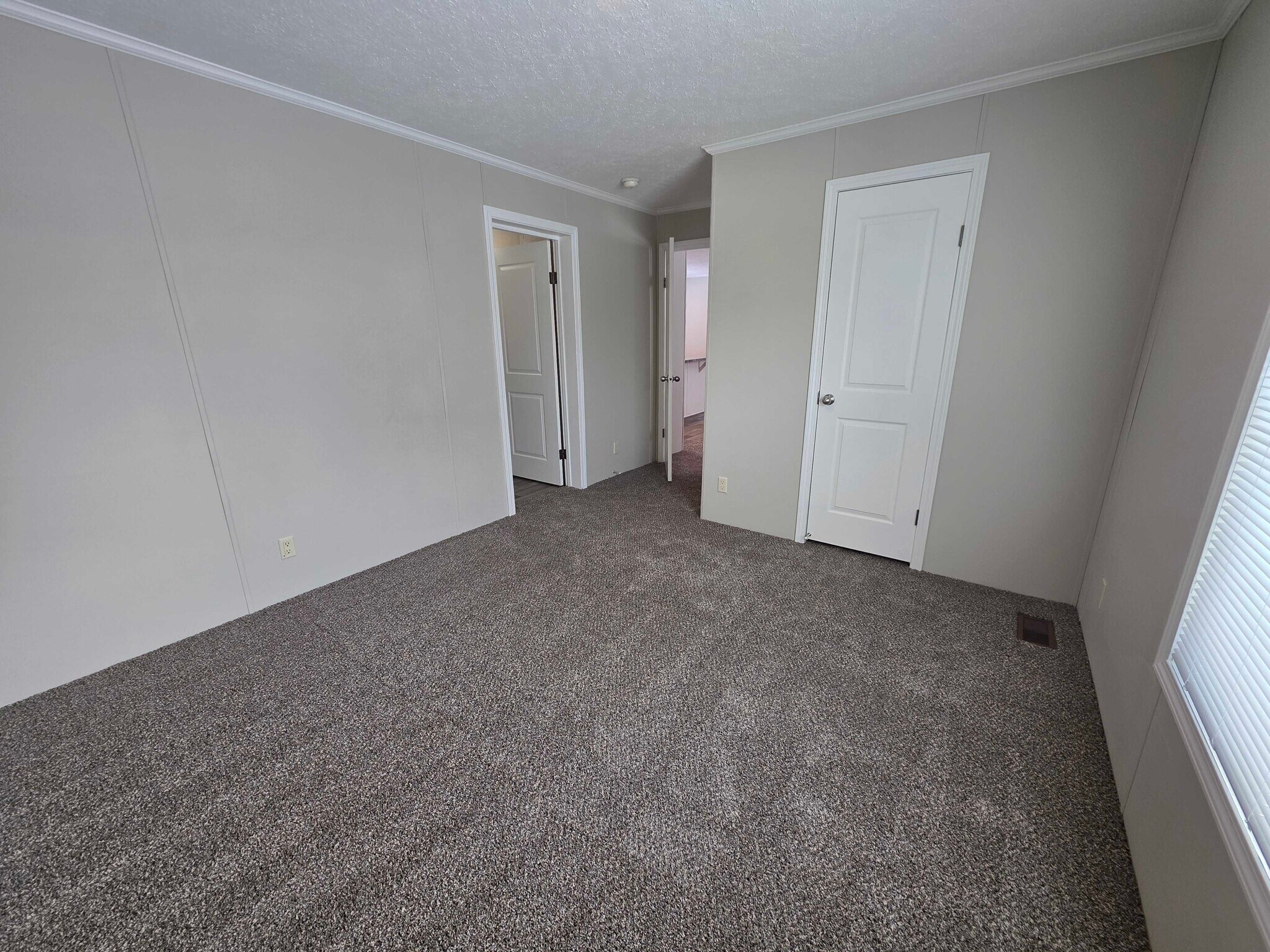 Building Photo - 3708 Cedar Loop