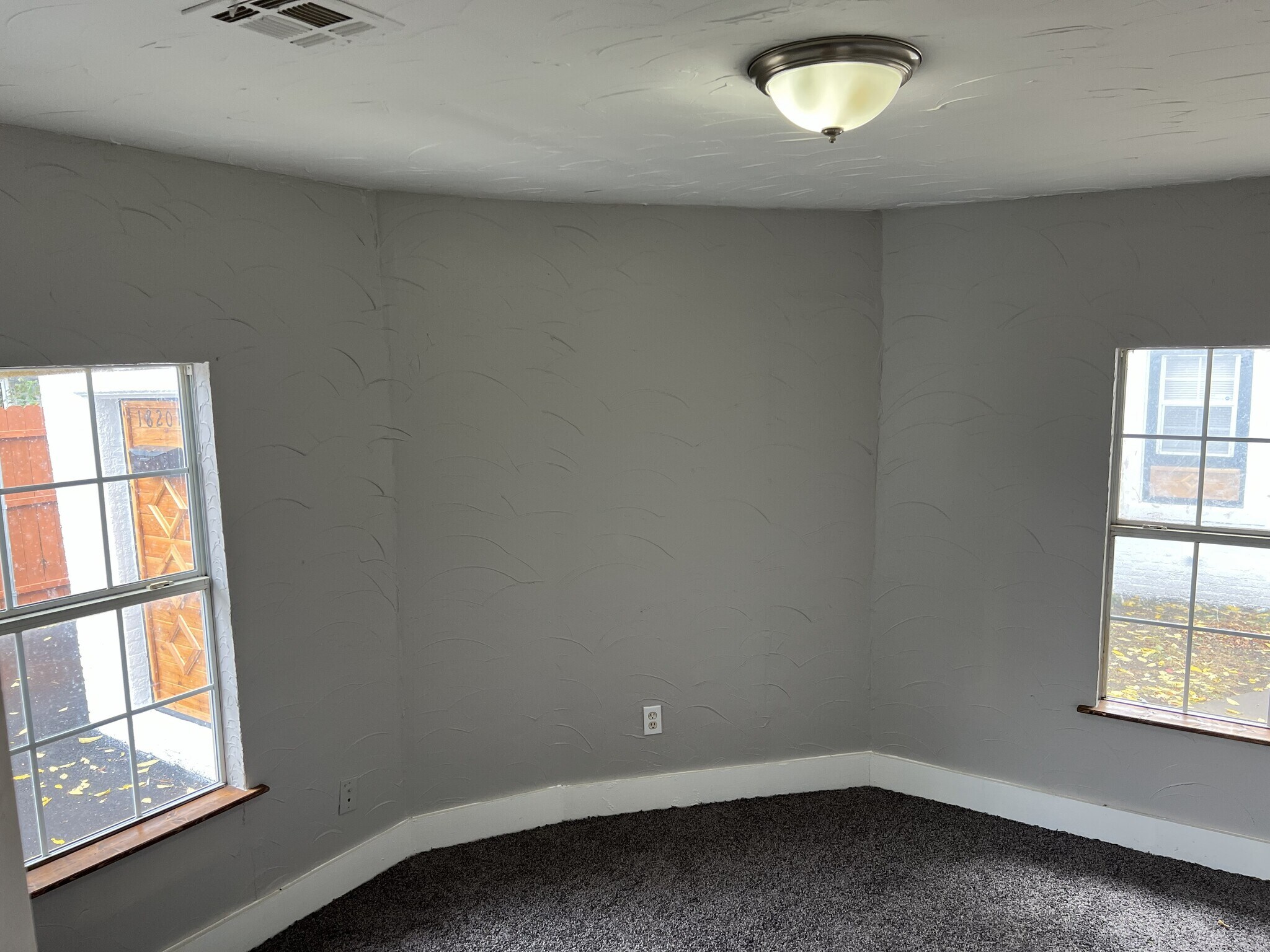 Building Photo - 1820 NW 7th St