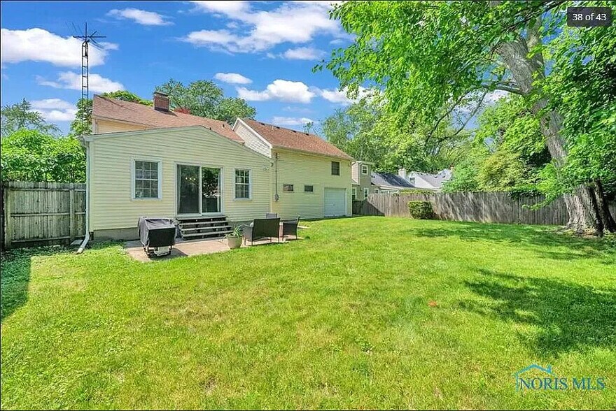 Building Photo - 2528 Aldringham Rd