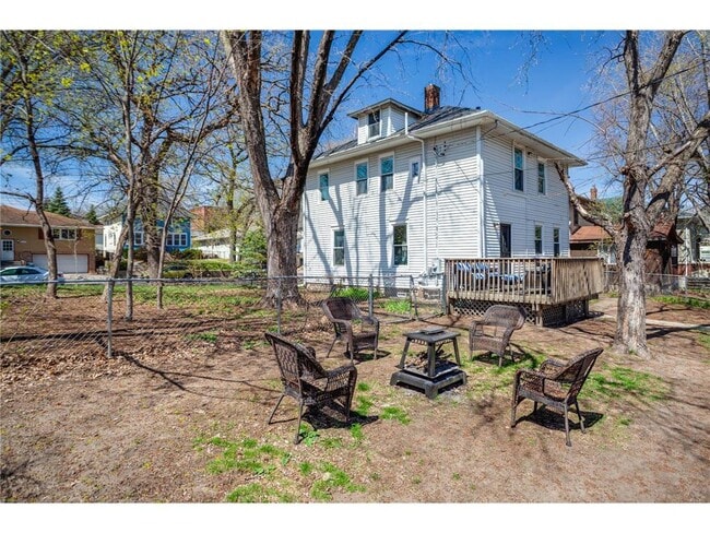 Building Photo - 3521 Girard Ave S