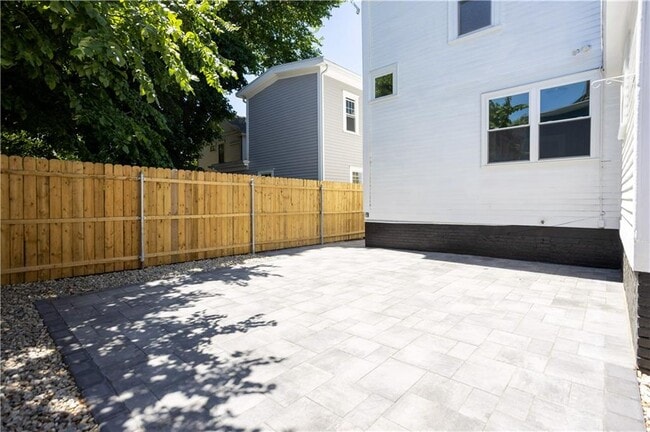 Building Photo - 41 Almy St