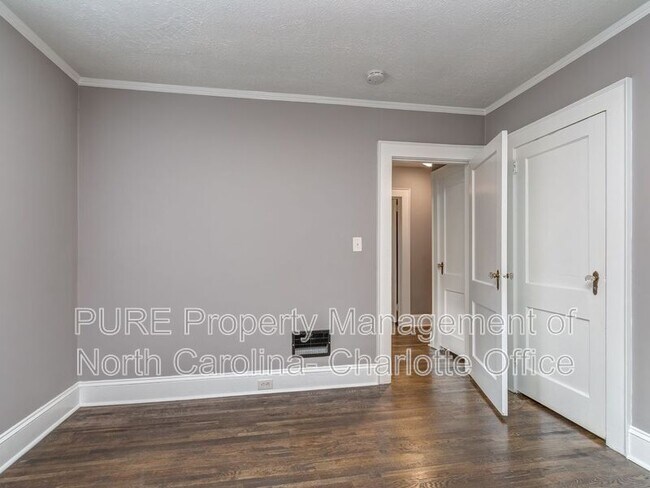 Building Photo - 1321 Pinecrest Ave