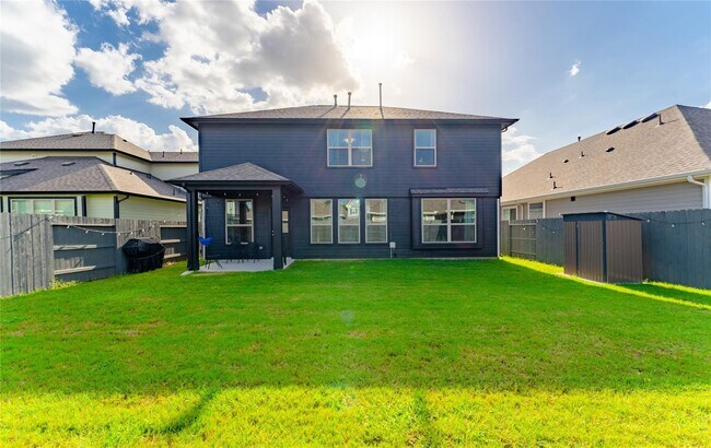 Building Photo - 8327 Threadfin Wy