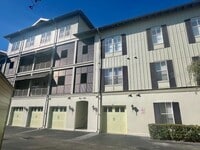 Building Photo - 762 Celebration Ave