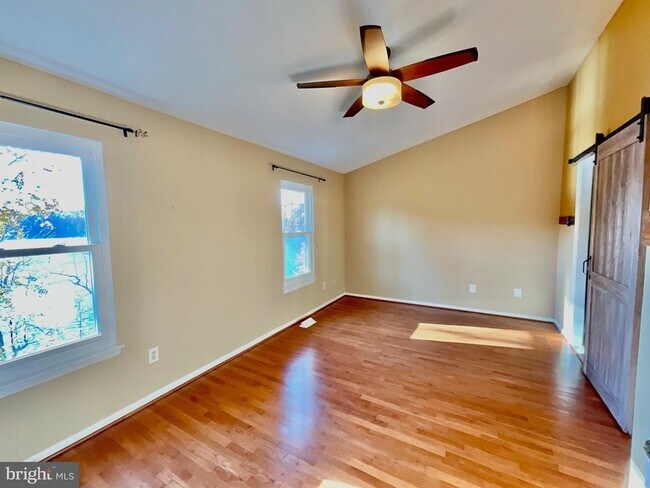 Building Photo - 20140 Timber Oak Ln