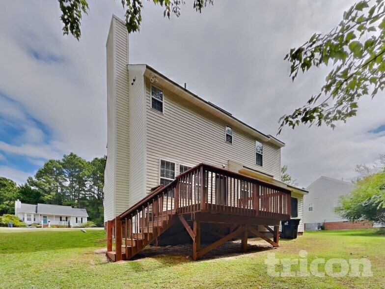 Building Photo - 2113 Ruddy Rd