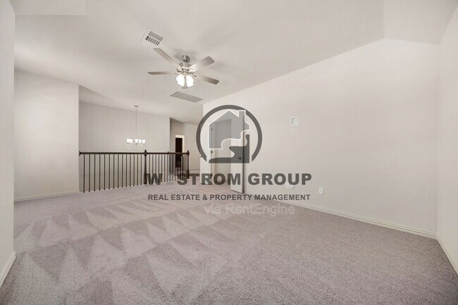 Building Photo - 912 Alberta Spruce Rd