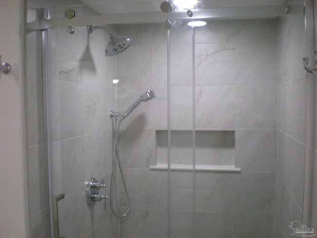 Building Photo - 11606 Chanticleer Dr