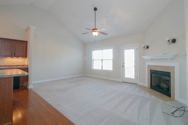 Building Photo - 115 Annalise Dr